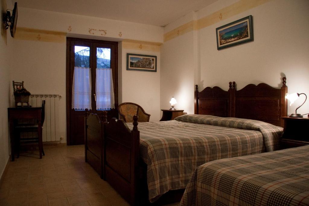 Lh Albergo Il Paradiso 佩斯卡塞罗利 外观 照片