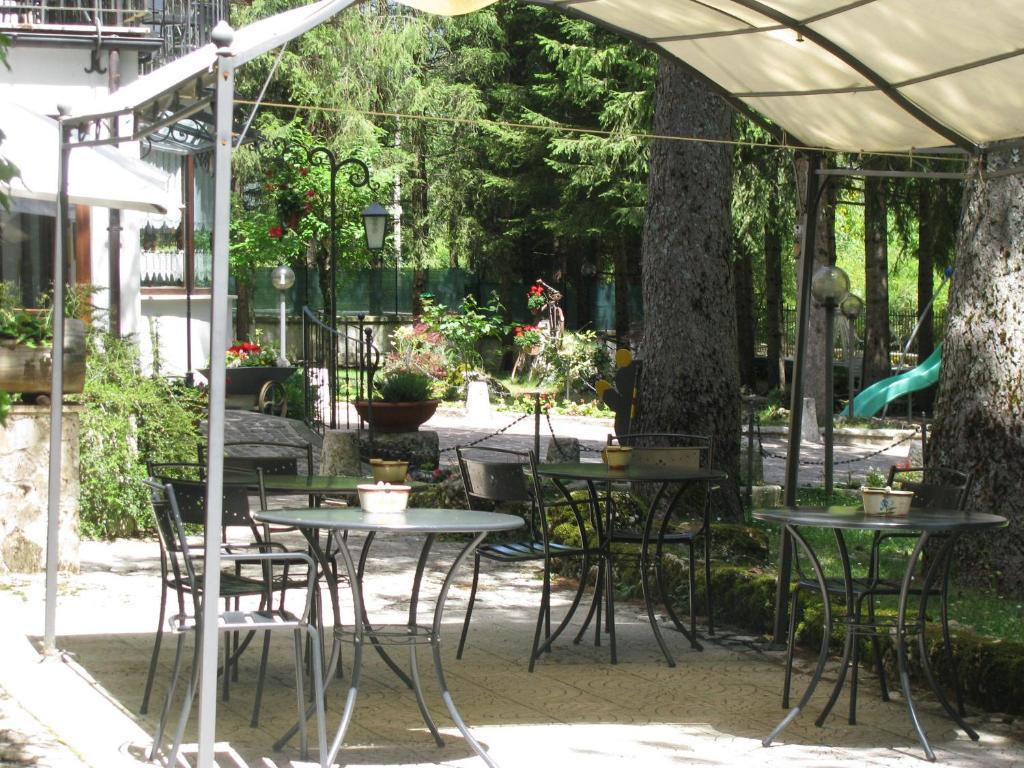 Lh Albergo Il Paradiso 佩斯卡塞罗利 外观 照片